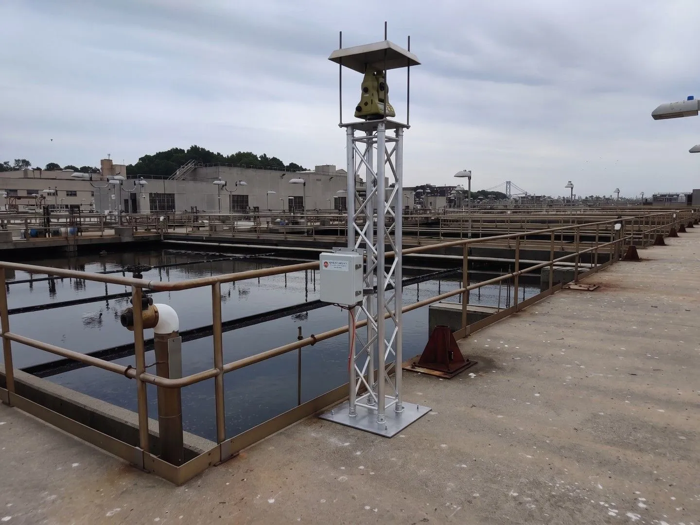 Deep foundation excavation for the Owls Head CSO retention facility on the Brooklyn waterfront
