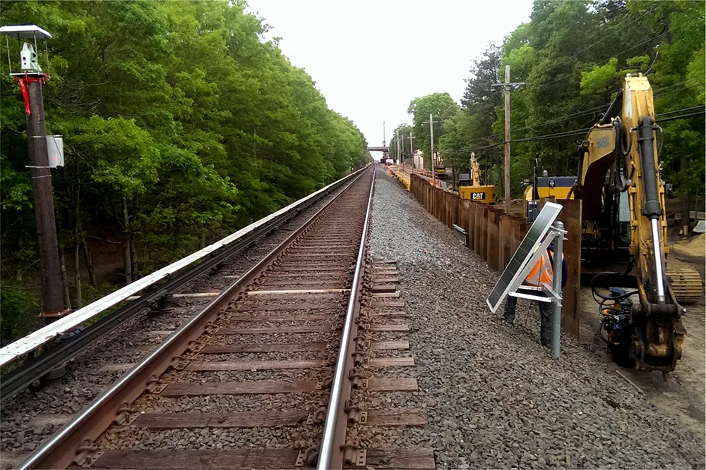Geotechnical / total station instrumentation
